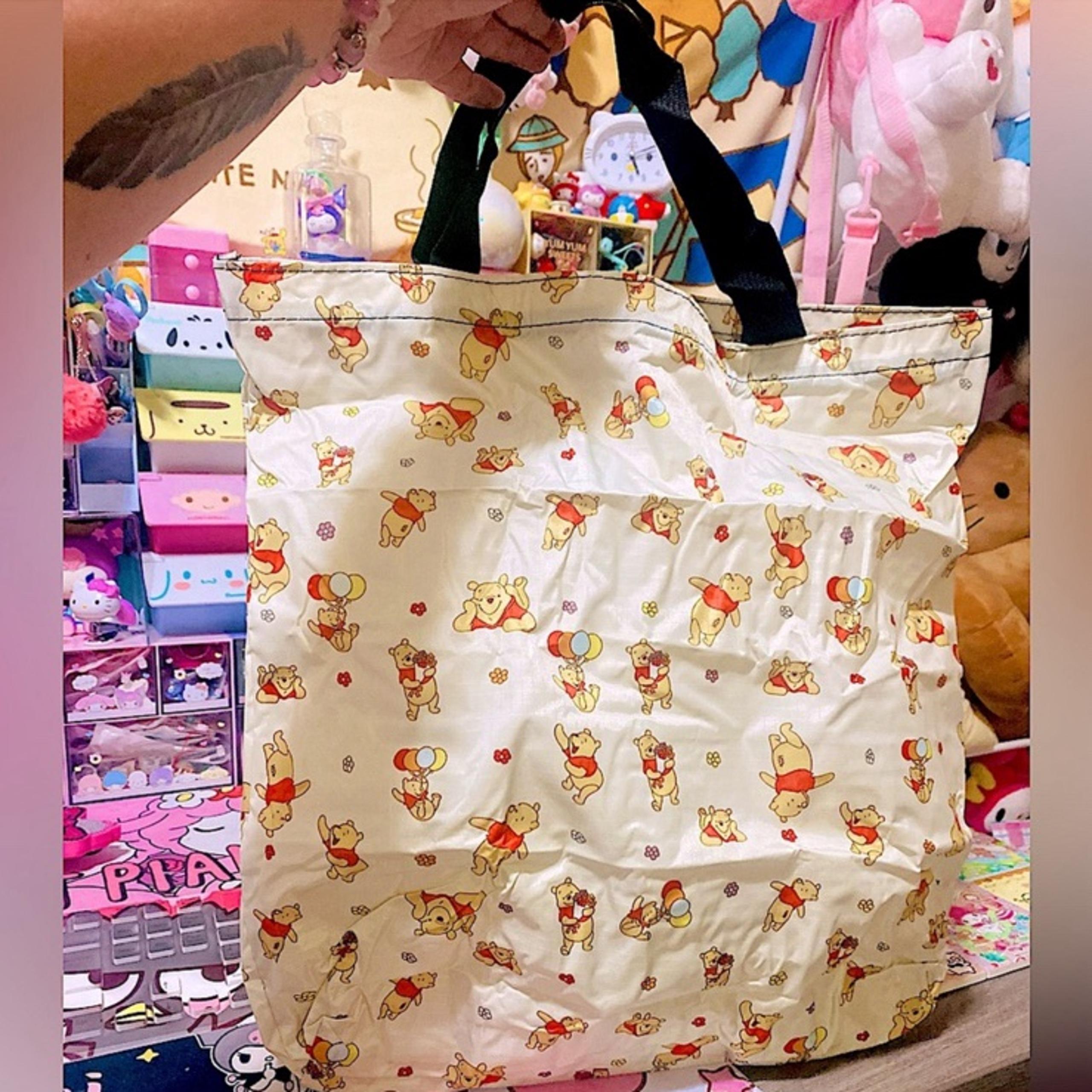 Pooh Bear shopping bag