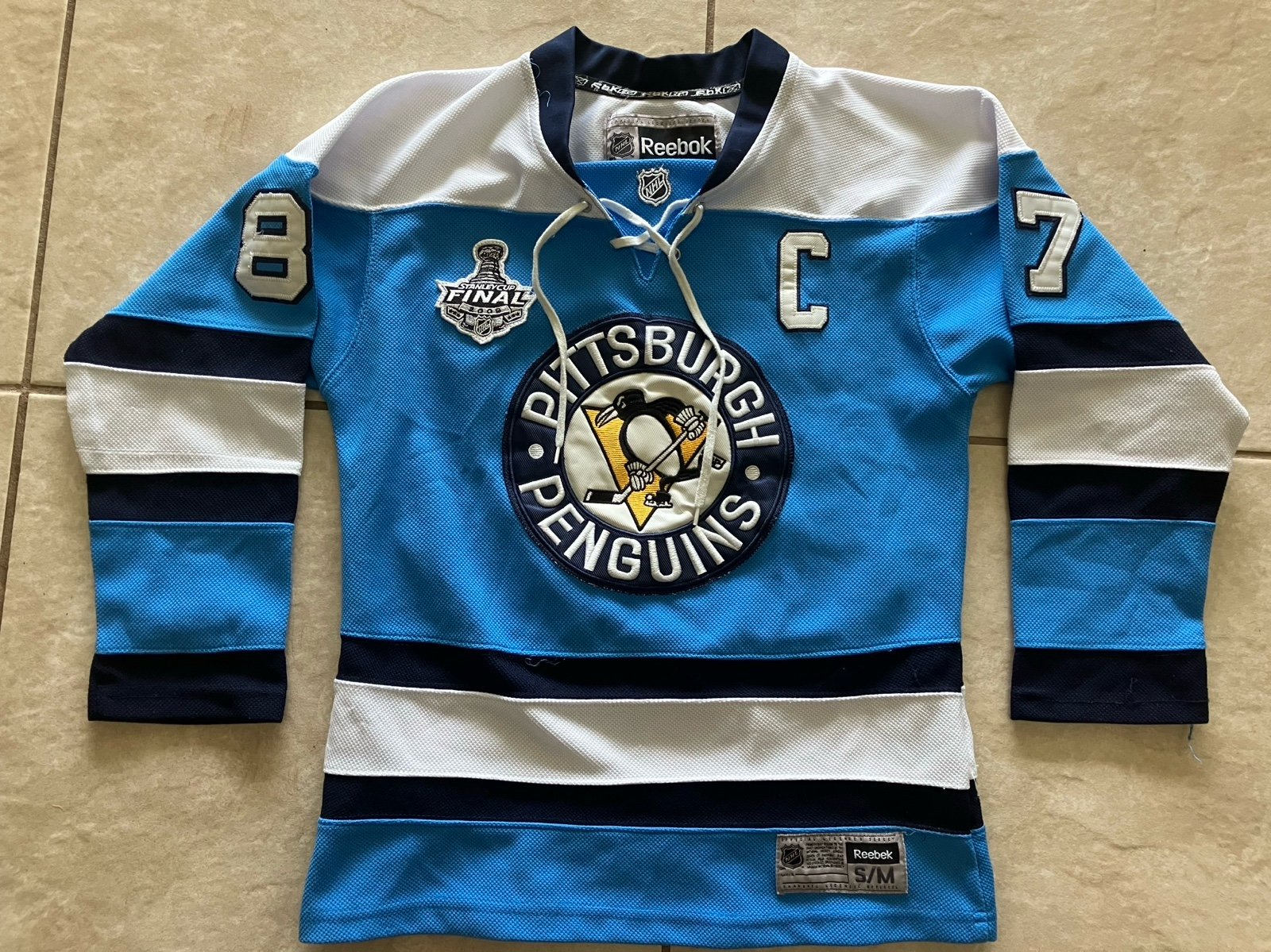 NHL Pittsburgh Penguins Sidney Crosby #87 2009 Stanley Cup Youth S/M Jersey