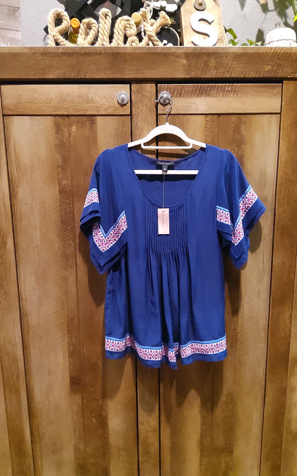 Banana Republic 100% Silk Flutter-Sleeve Top NWT - MP