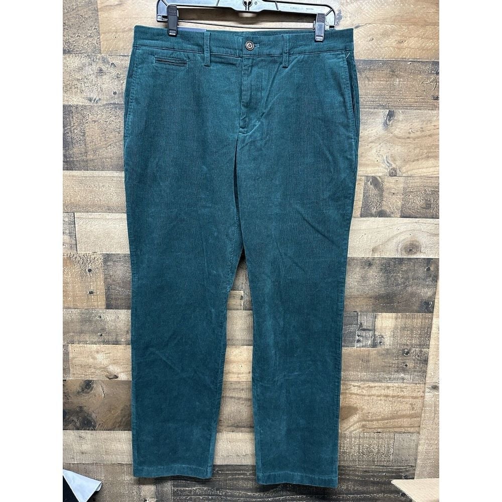 NWT Vineyard Vines Men's Corduroy Pant Size 32x32 *MSRP 128*