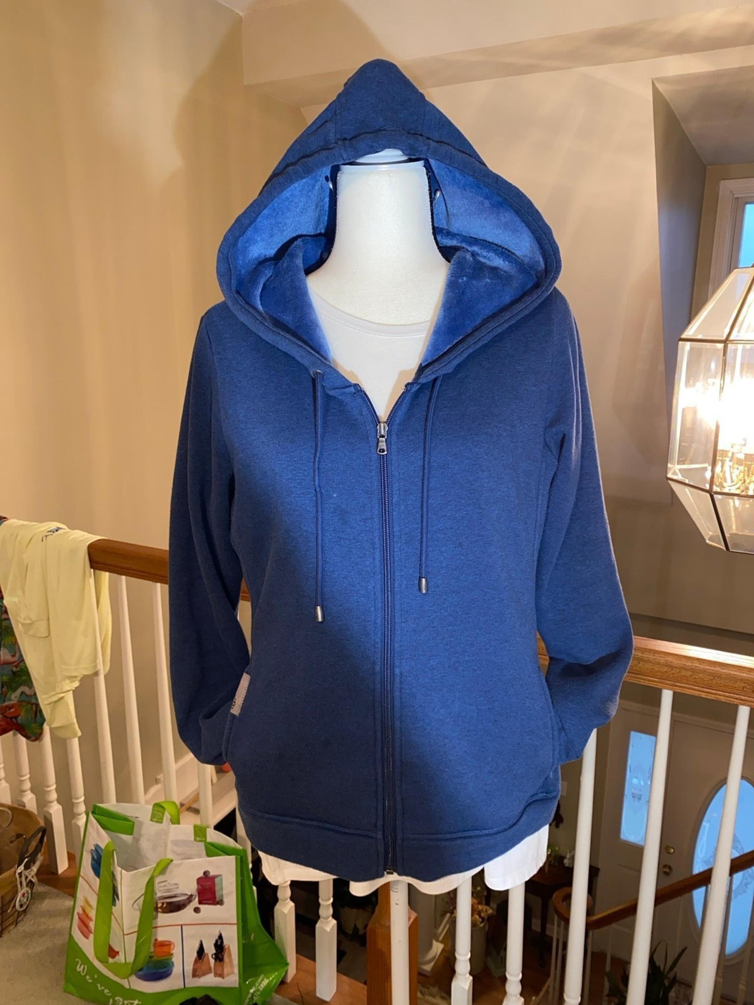 UGG Australia Women’s Sz Medium Blue Cotton Fleece Long Sleeve Hooded Full Zip