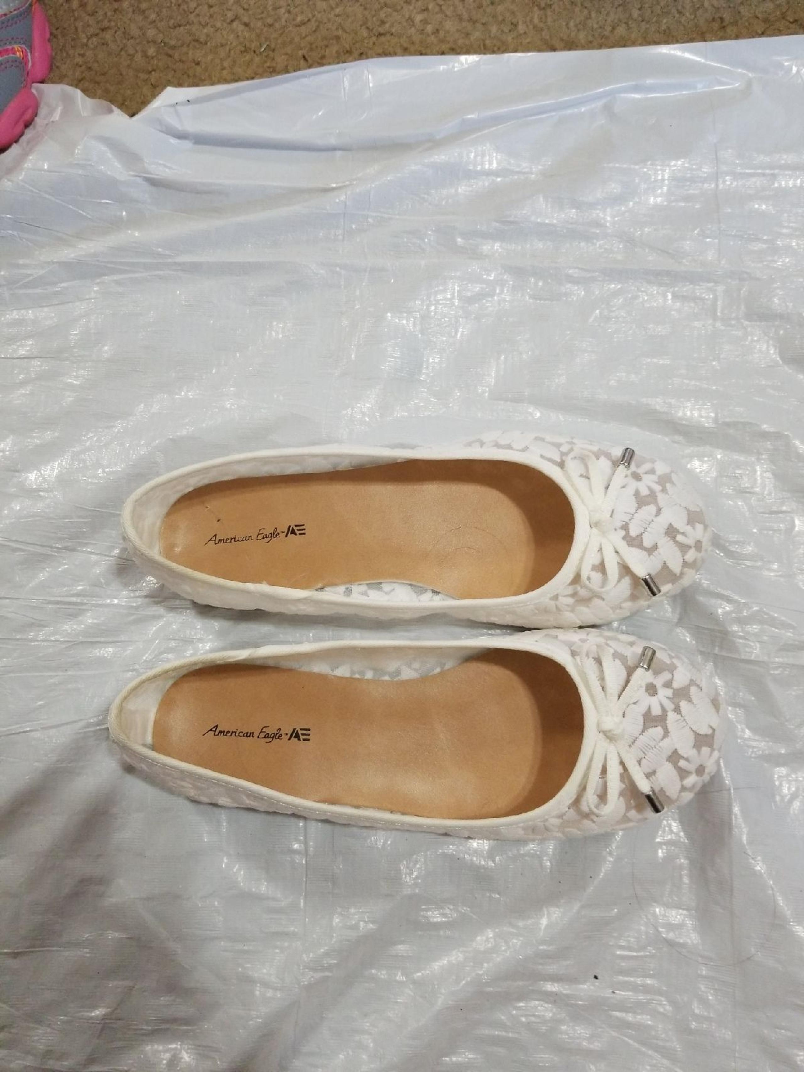 Flats Girls size 2  American eagle shoes