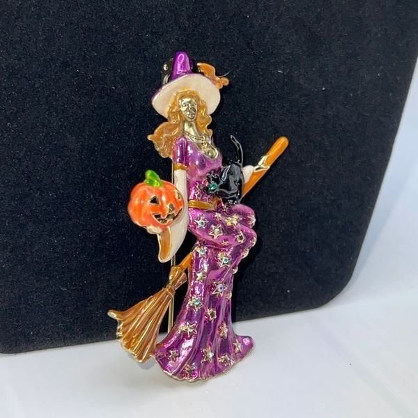 KIRK'S FOLLY BROOCH / CLIP PENDANT Lilac Purple STELLA BY STARLIGHT WITCH Gold