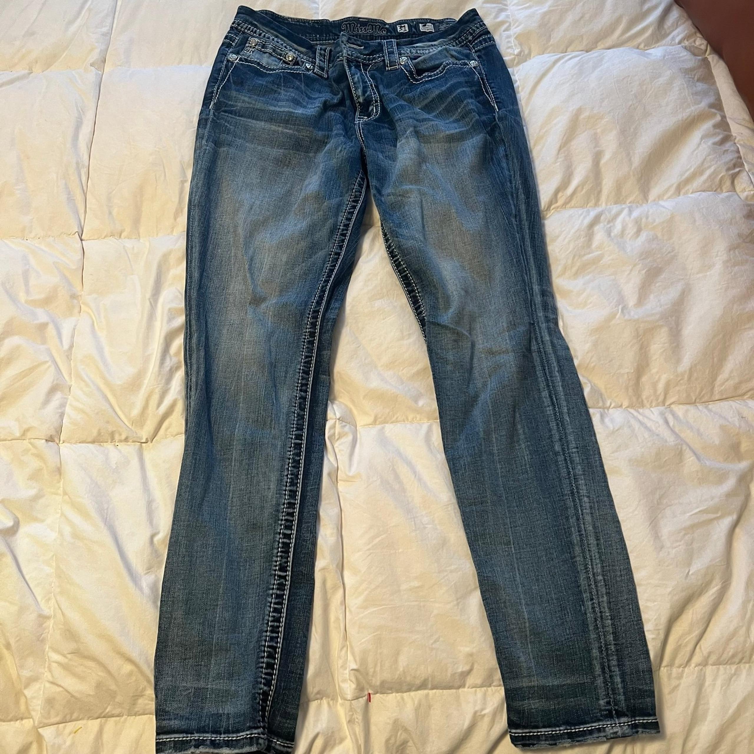 Miss Me Women’s Y2K Bling Jeweled Pockets Mid-Rise Early Skinny Jeans Size 31