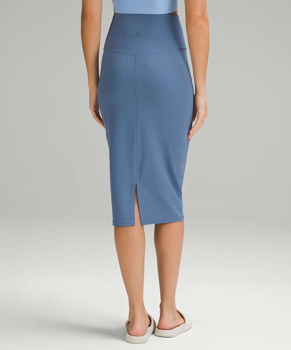 Lululemon NWT Size 6 Nulu Slim-Fit High-Rise Skirt Oasis Blue