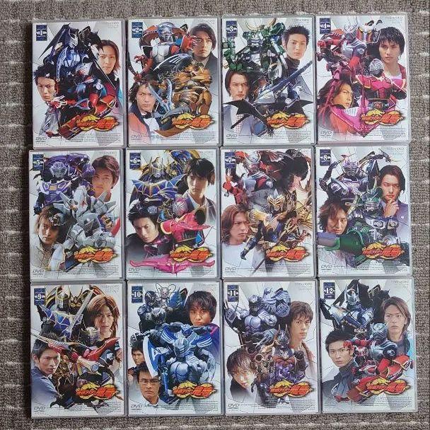 Kamen Rider Ryuki Vol. 1-12 Complete Set
