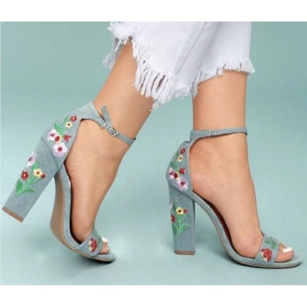 Shoe Republic La 7 Embroidered heels 4.5in