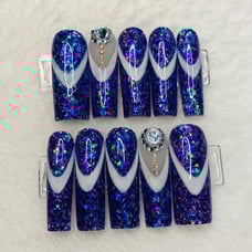 PRESS ON NAILS