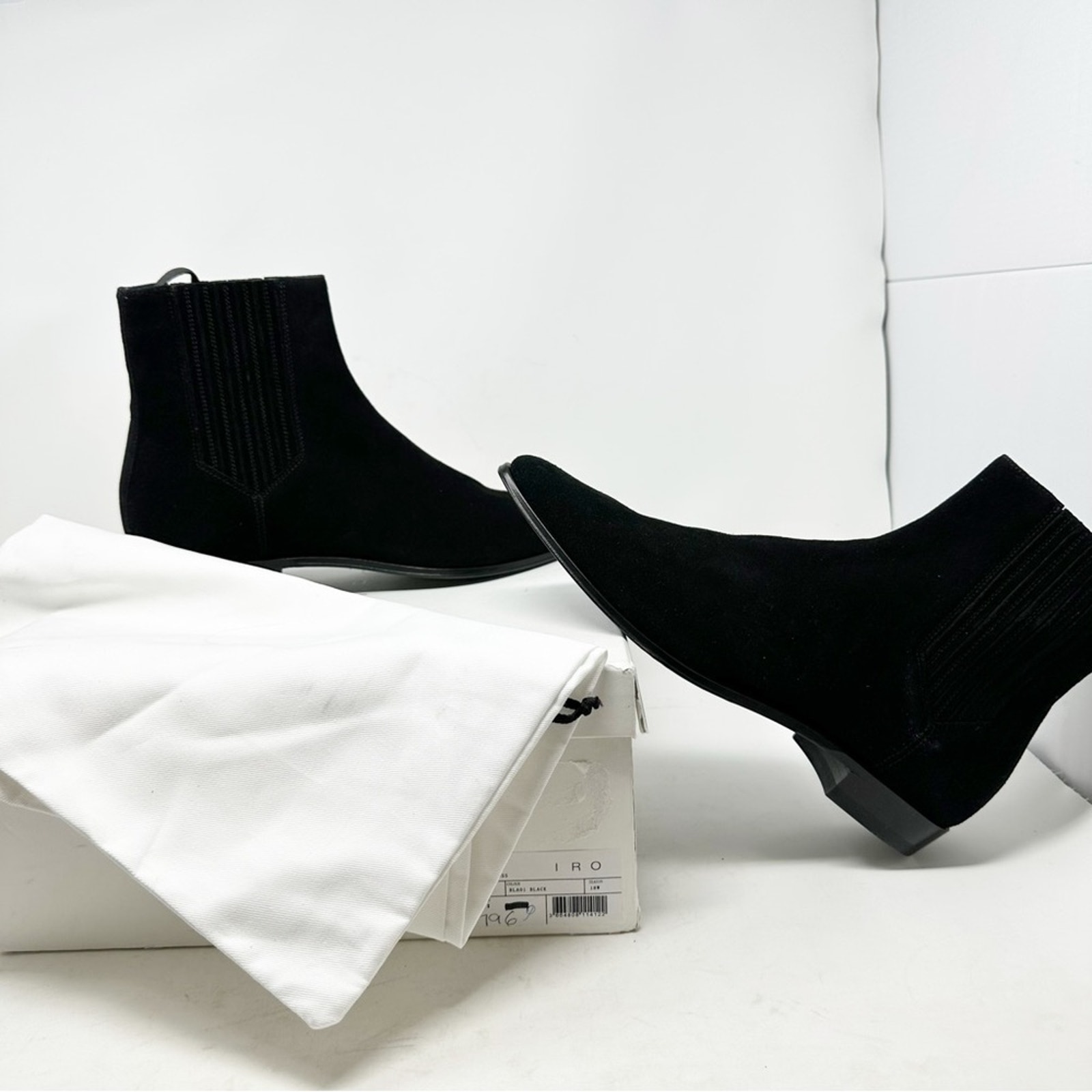 IRO Men's Black Suede Boots NWT in Size 41 (8.5)