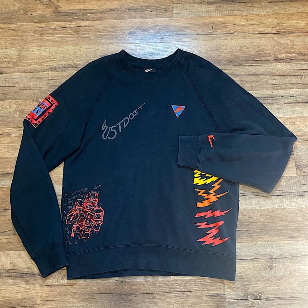 Nike crewneck