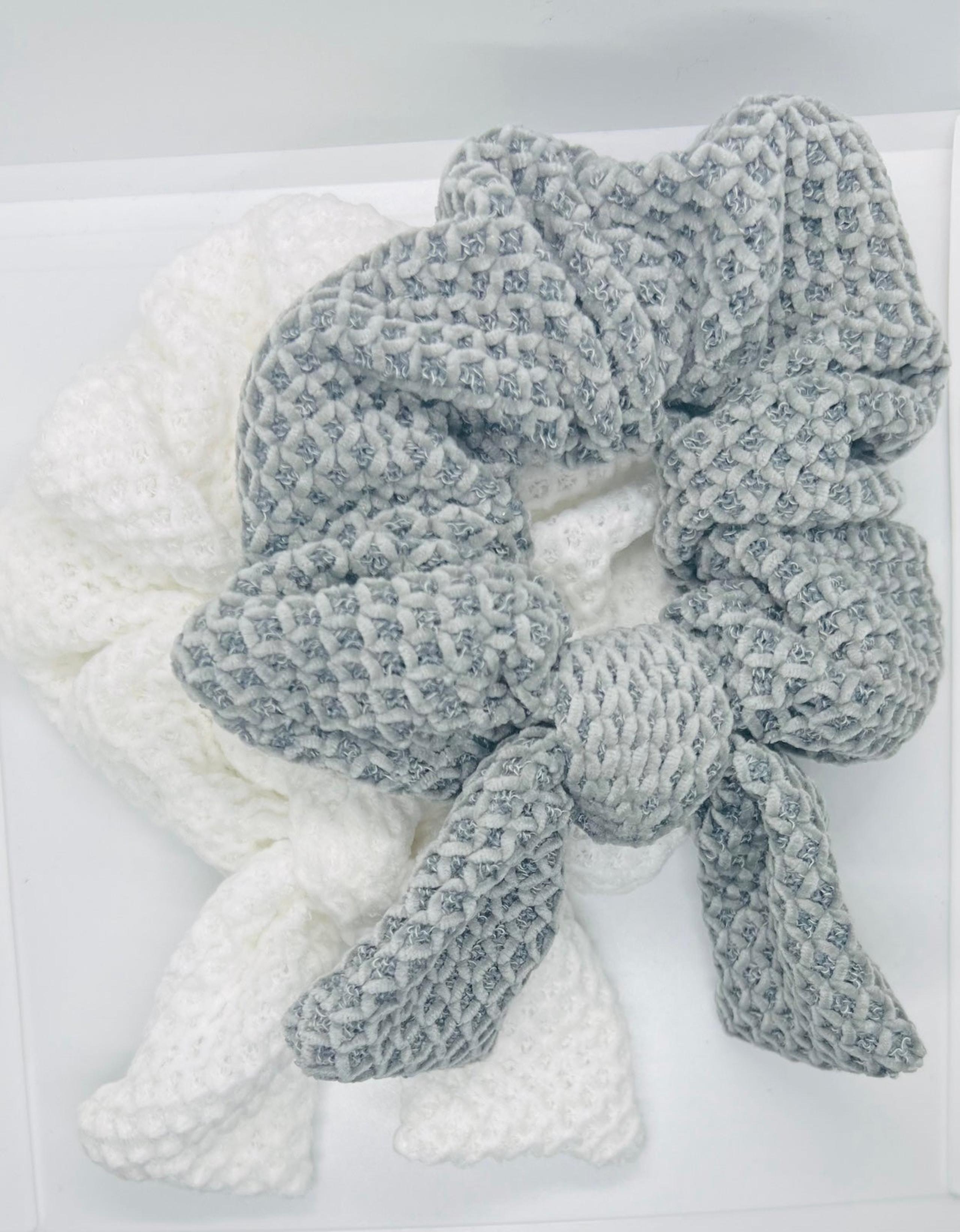 hair scrunchies