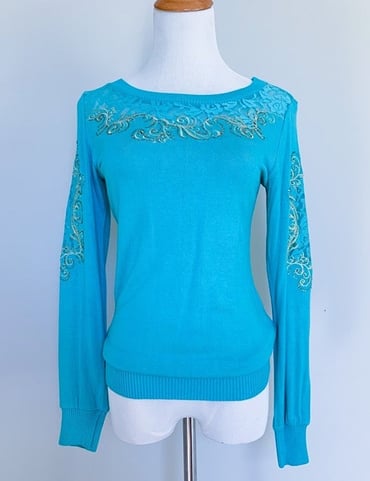 129 | Turquoise Knit Top Long Sleeve Embroidered Lace Inset Small