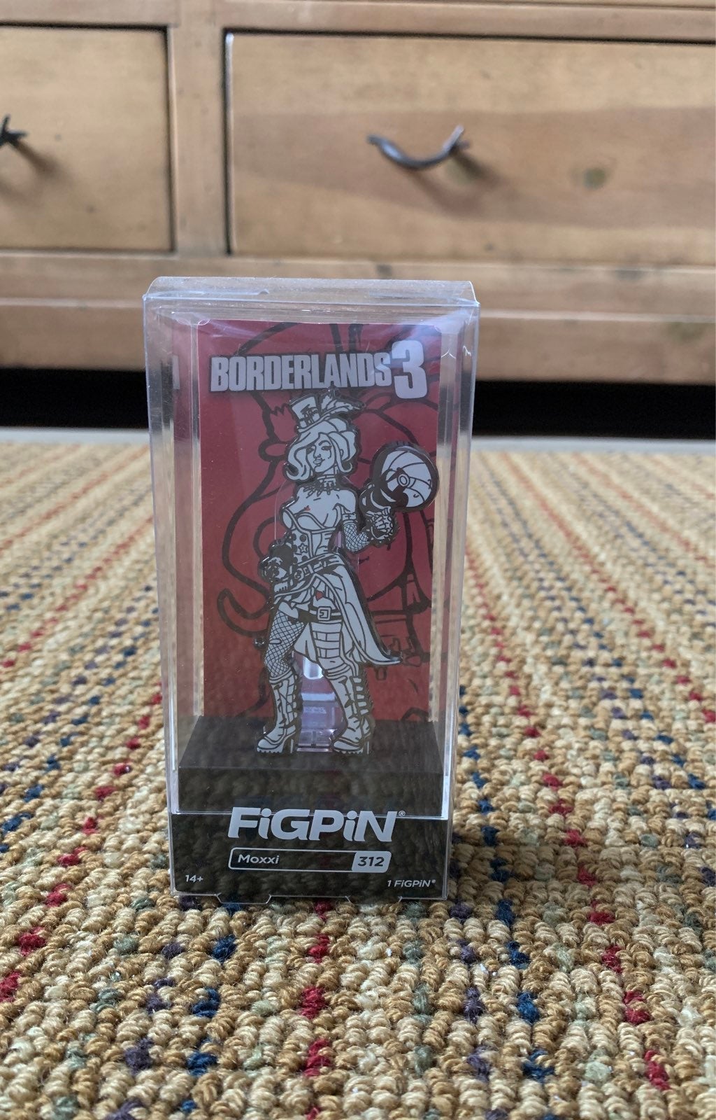 Borderlands Moxxi FiGPiN 312 White/Black