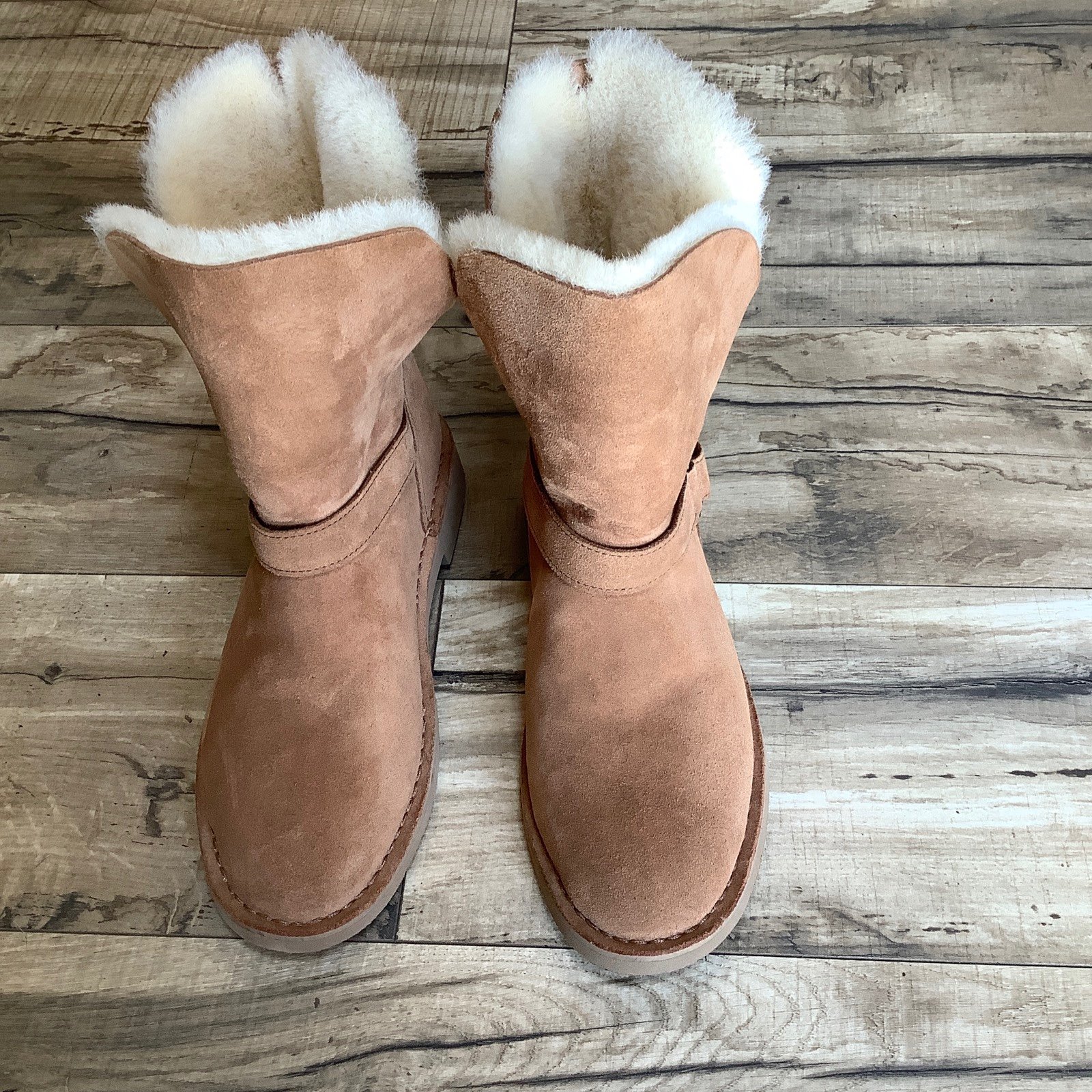 UGG Australia Split Leather Shoes | Mercari