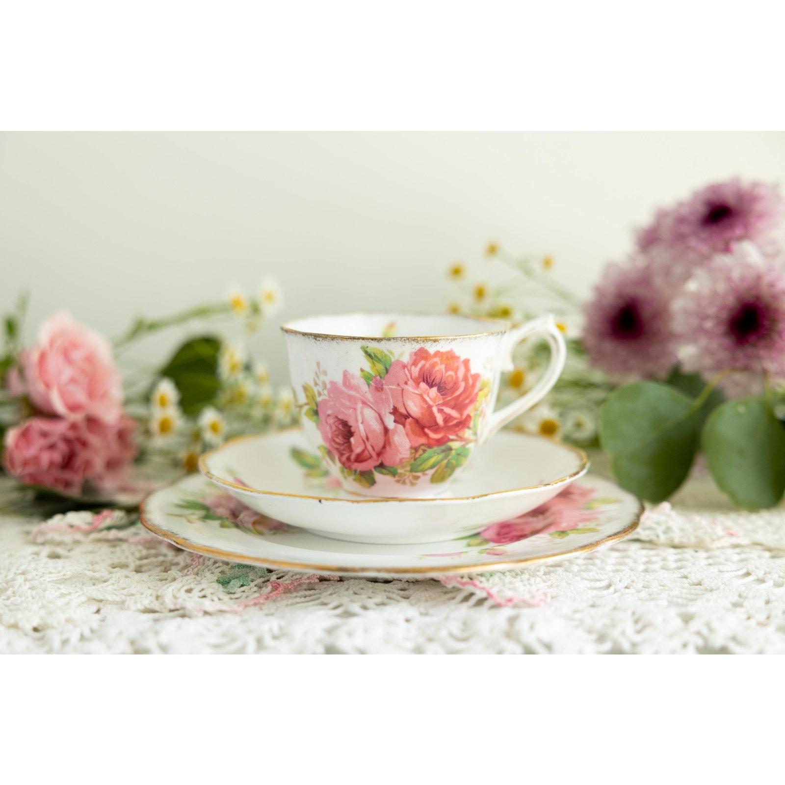 Vintage Royal Albert American Beauty trio set