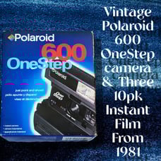 Polaroid 600 OneStep Instant Camera W\Film + 3-10pk 600 Platinum Replacements