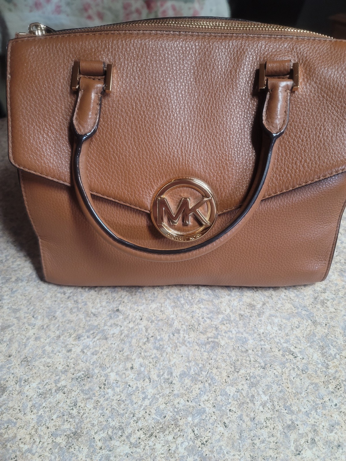 Michael kors purse