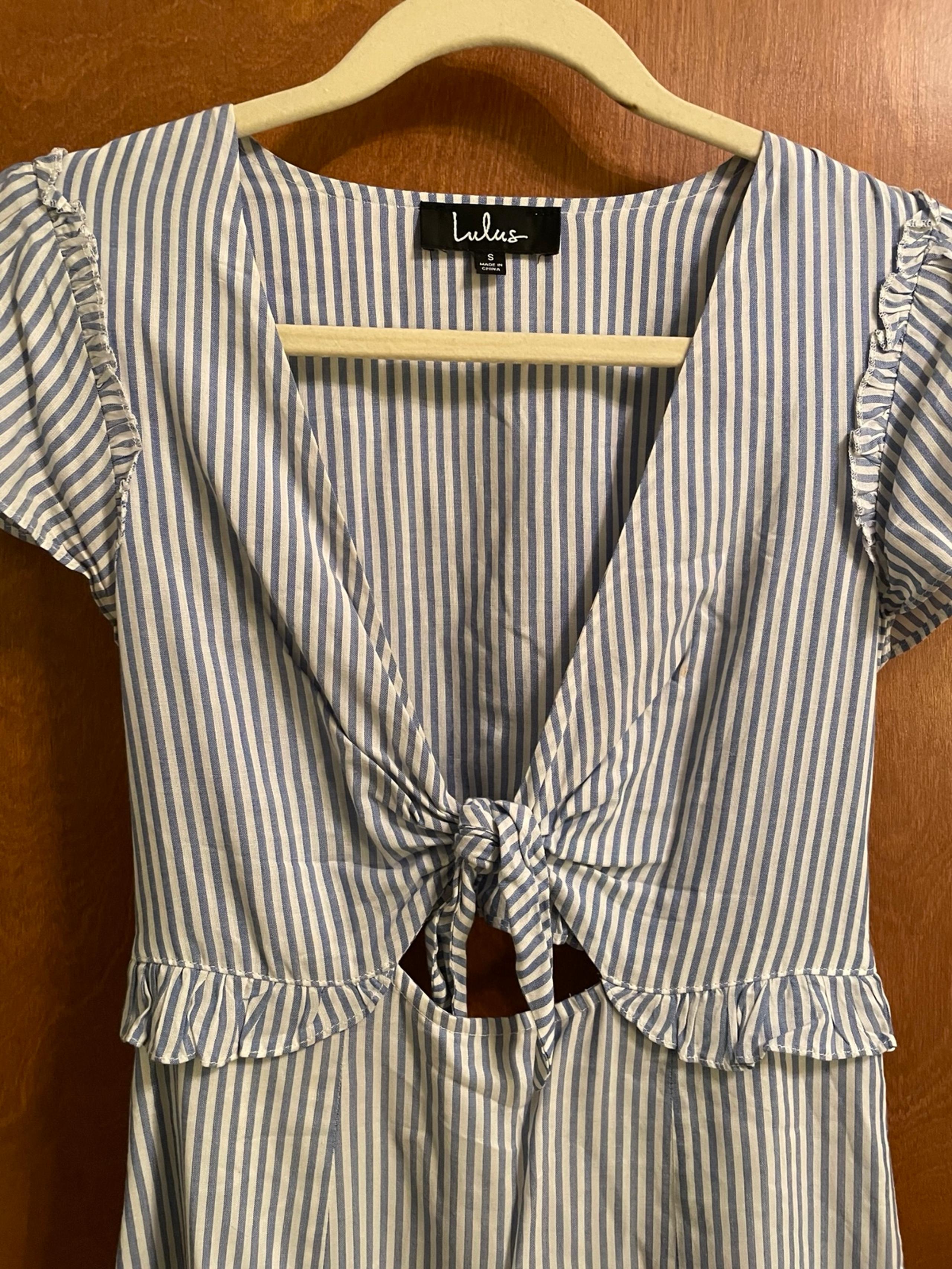 Lulu’s seersucker sun dress
