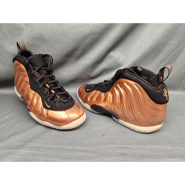 Nike Boys Little Posite One (GS) Sneakers Copper Edition Size 7 DISPLAY MODEL!