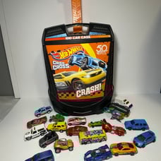 Hot Wheels -100 Criss Cross Crash Carrying Case with 20 Cars