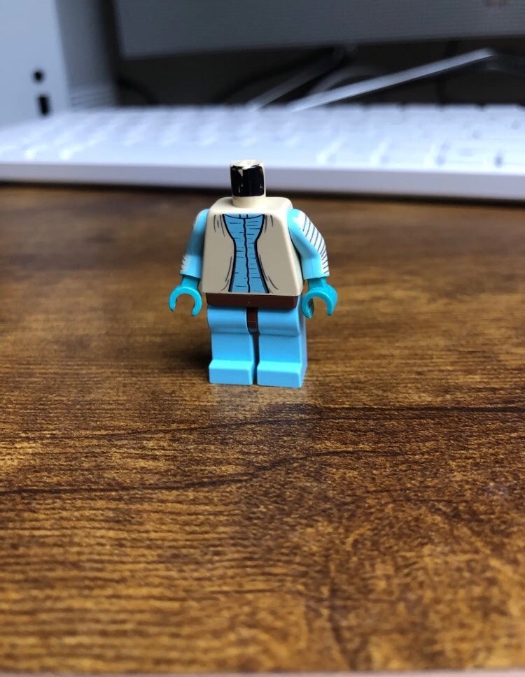 Lego Star Wars Greedo minifigure torso and legs only