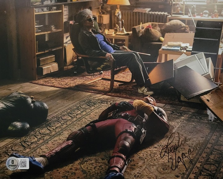 Leslie Uggams signed 8x10 photo Blind Al Deadpool Beckett coa