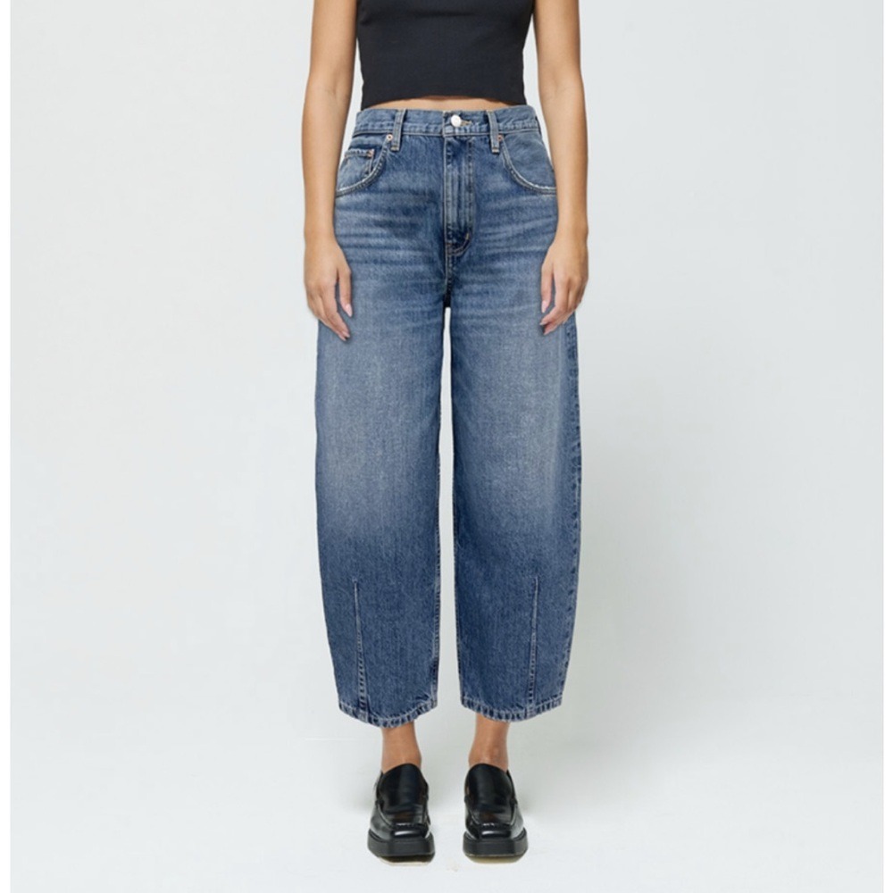 NWT Etica Iris Relaxed Barrel Blue Jeans Size 29. Organic