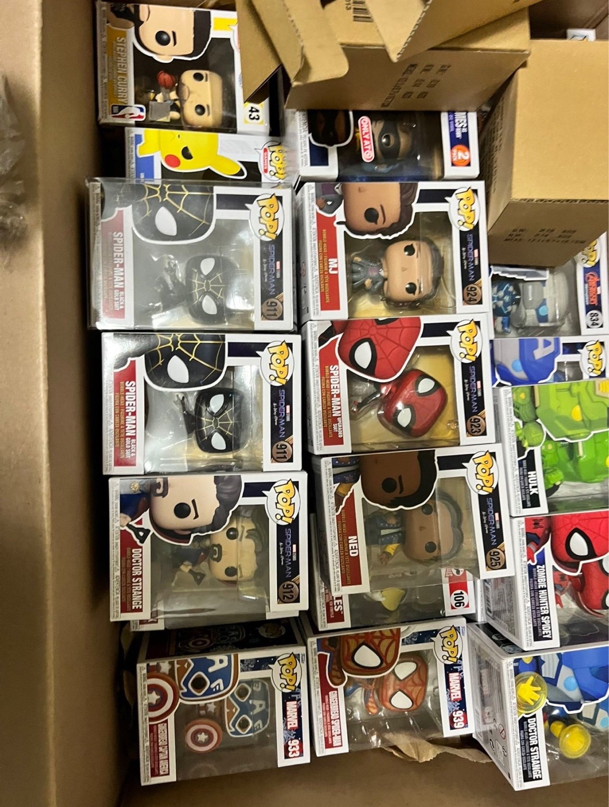 Funko pop lot, Marvel, NFL, NBA, horror, SPIDER-MAN