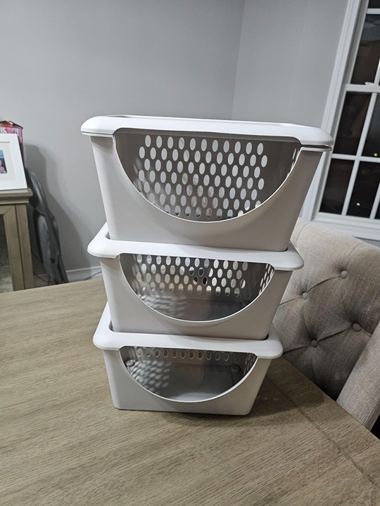 3 Set Onion and Potato Storage Bins with Lid, (5L) Capacious Onion Storage Bins