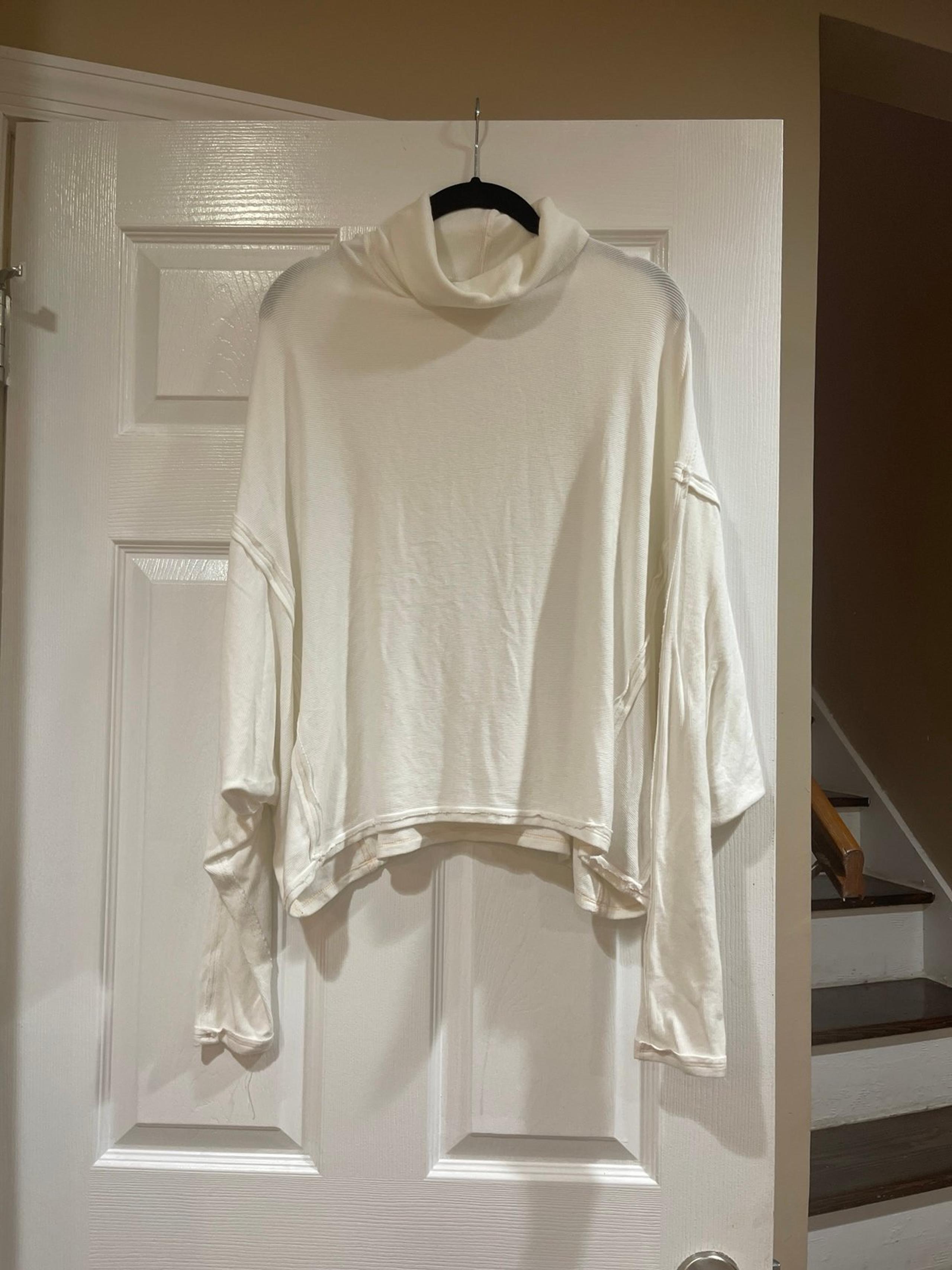 WE the FREE turtleneck top small off white