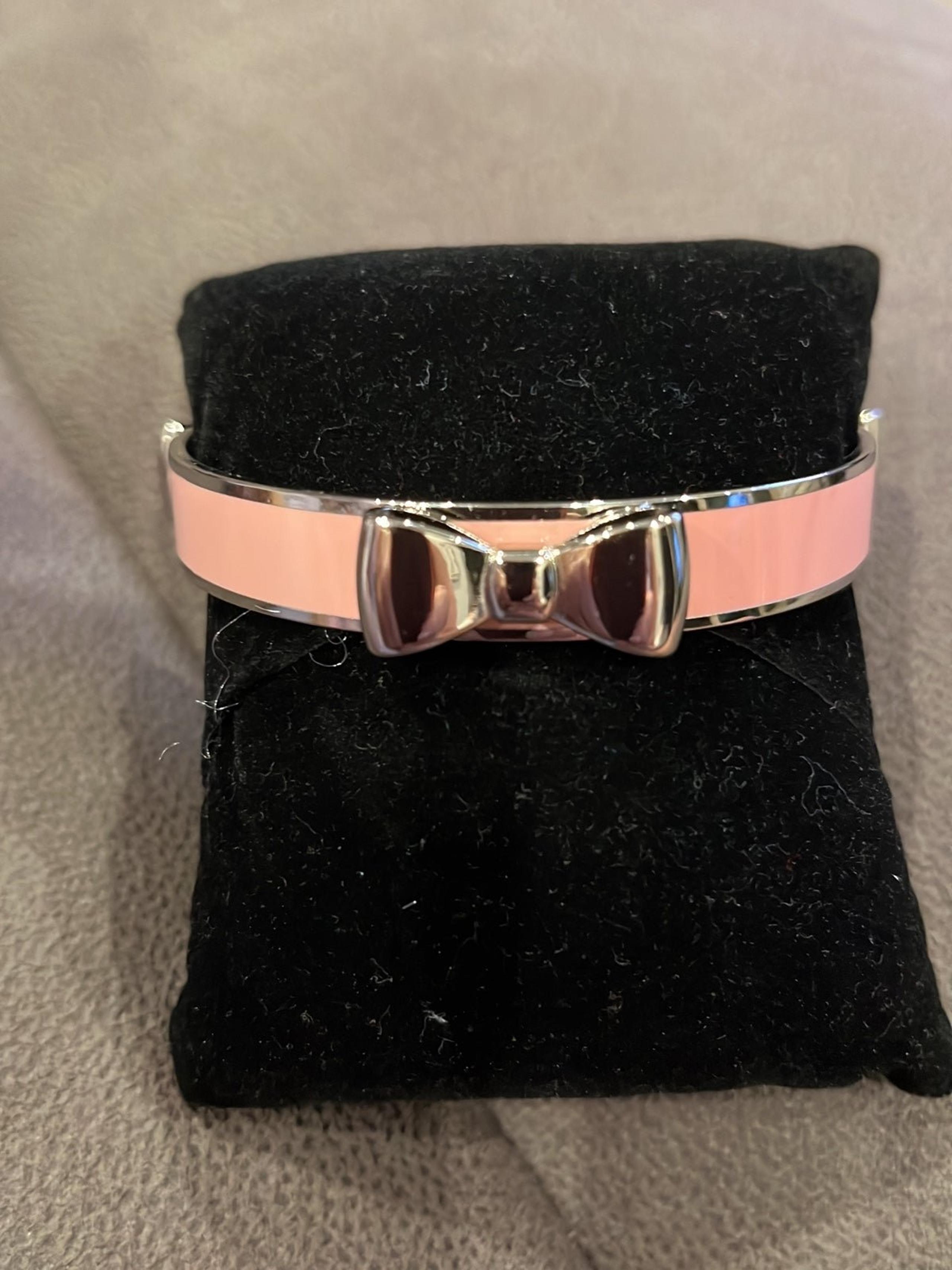 My flat in London bracelet