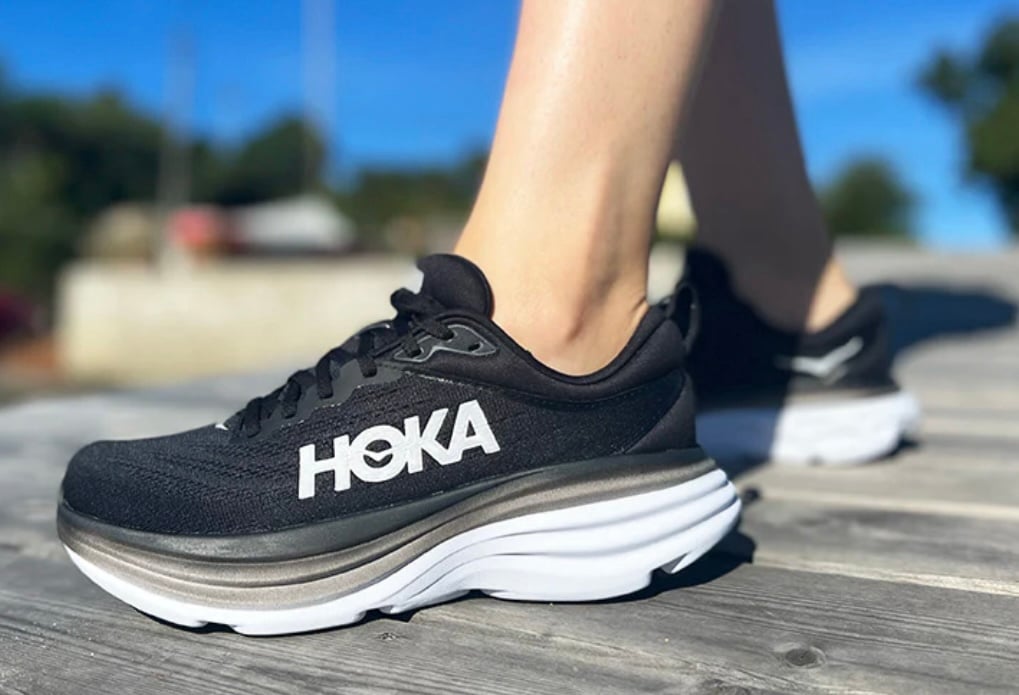 HOKA ONE ONE Bondi 8 Sneakers NWOT