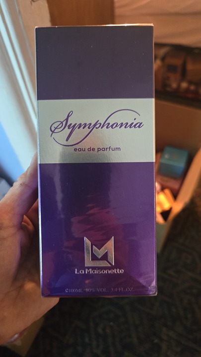 mega symphonia parfume
