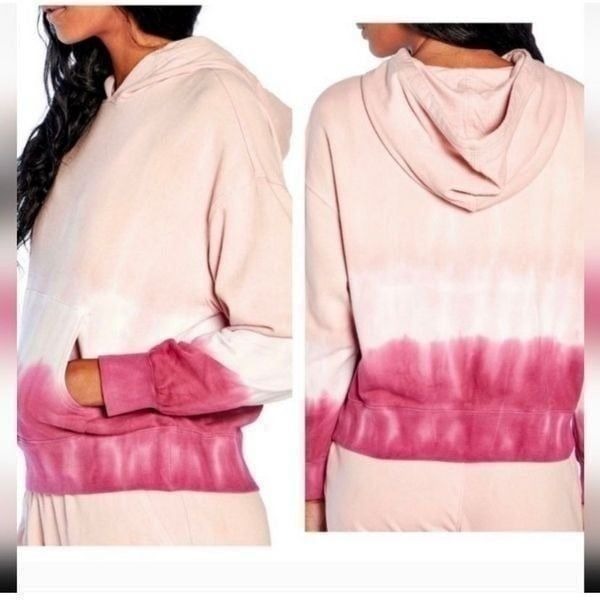 Wildfox pink barbiecore tie dye cropped M cozy hoodie