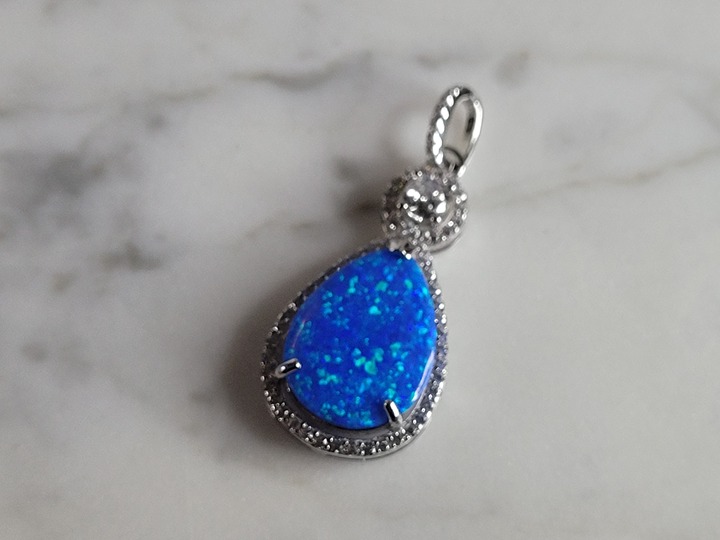 Womens Sterling Silver Blue Opal Modernist Pendant 2.8g E2712