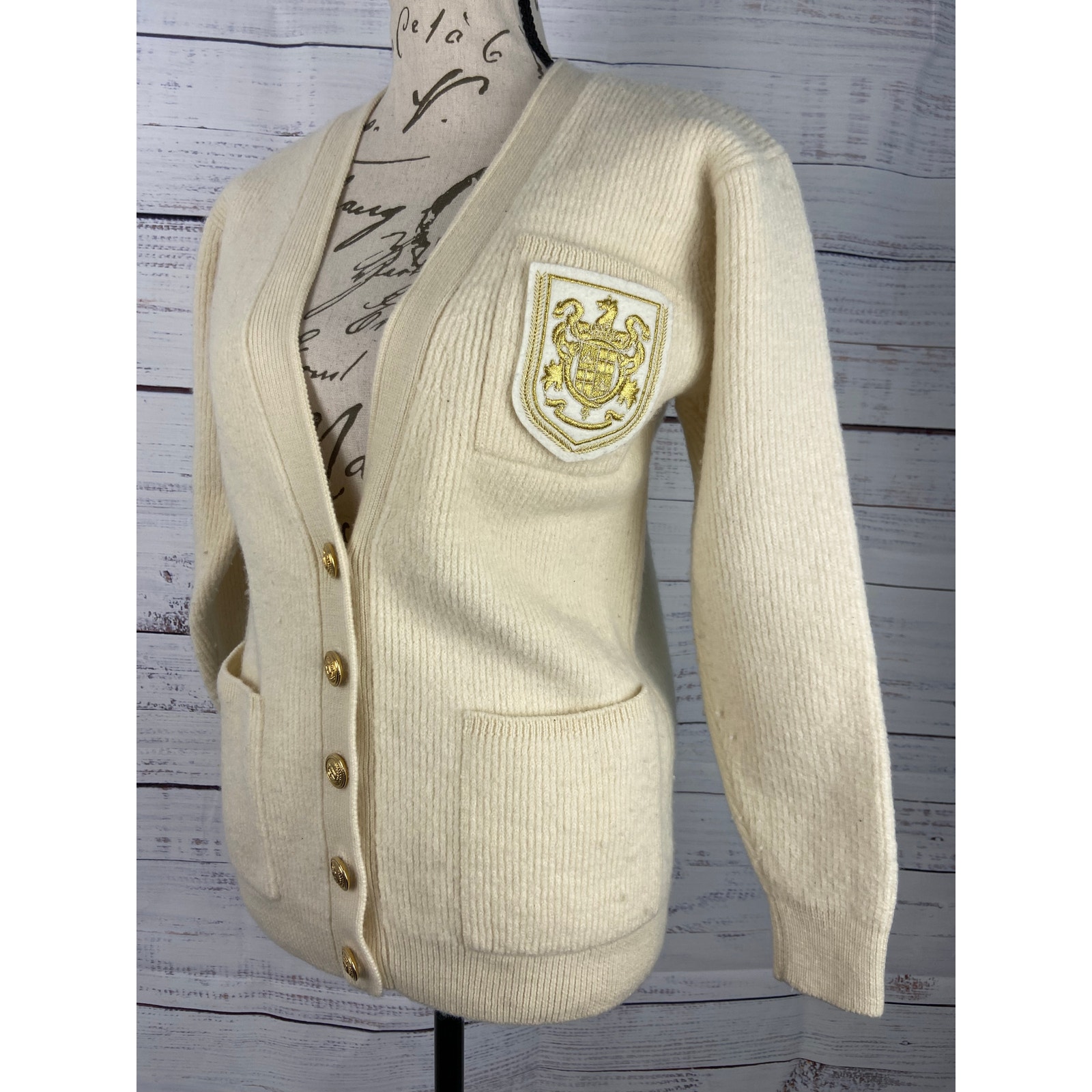 Liz Claiborne Collection Cardigan Women S Pocket Crest V Neck Emboss Button Wool
