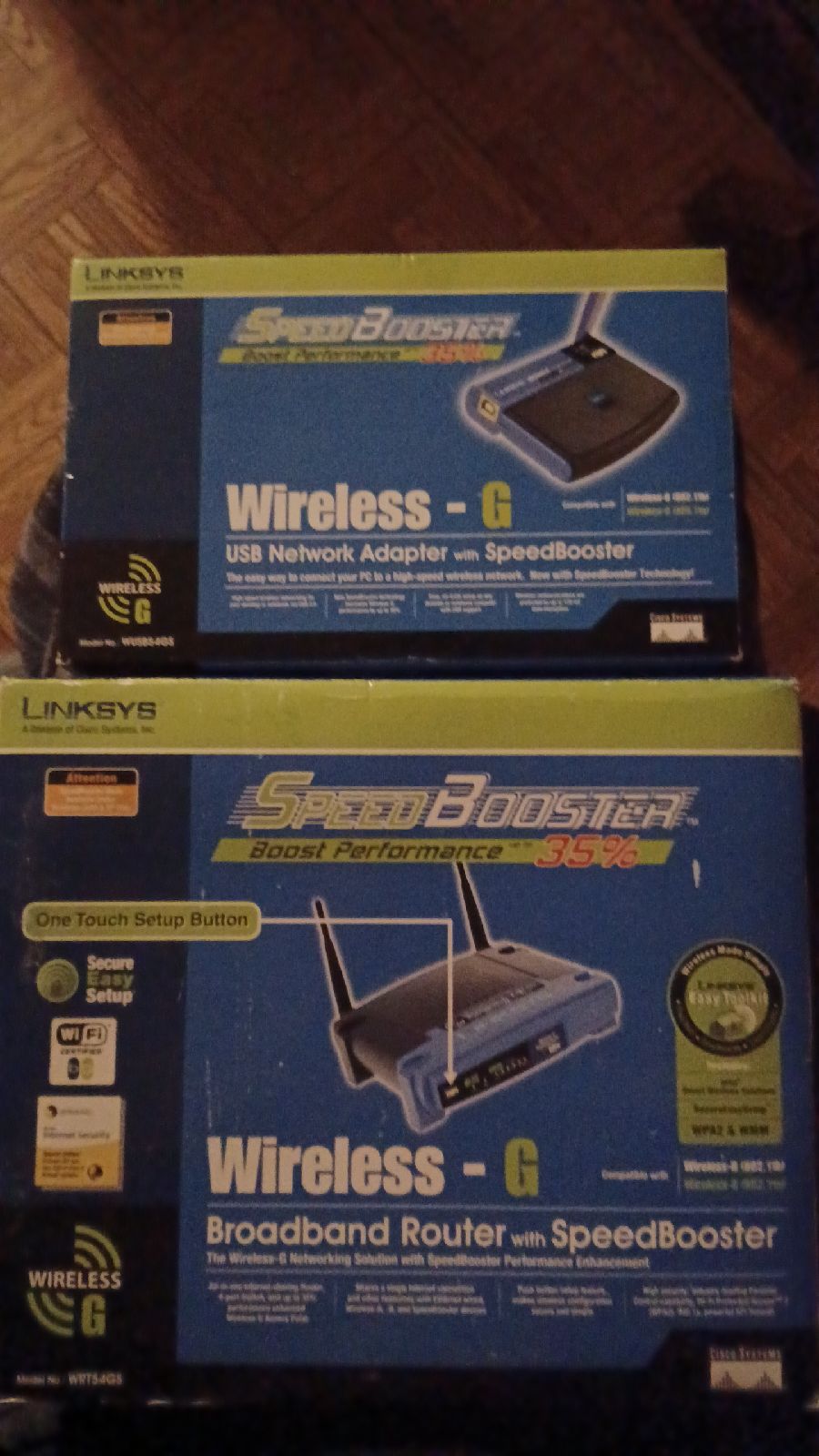 Links wireless router and USB adapter