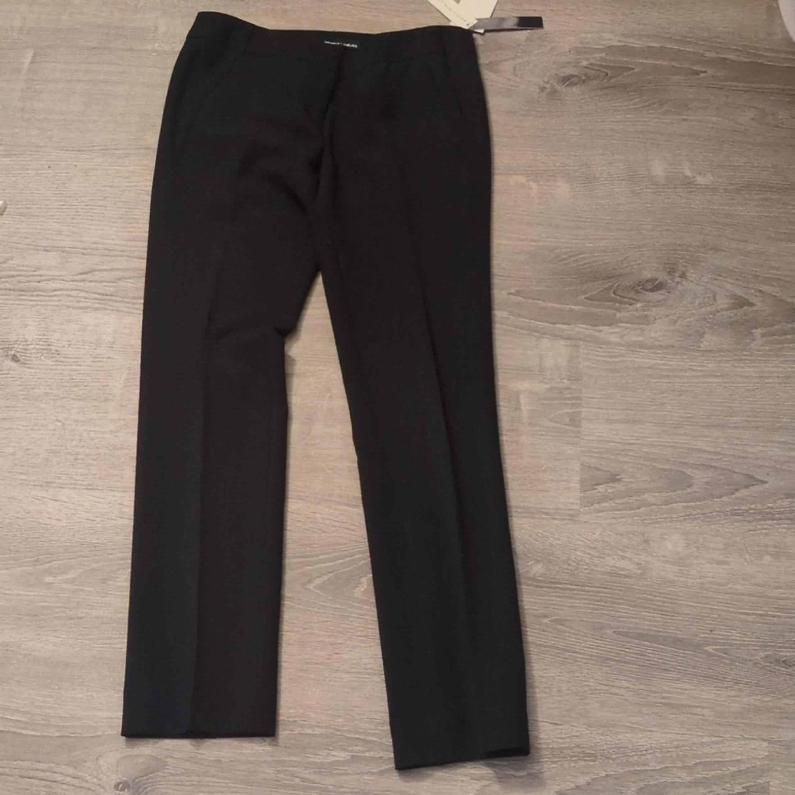 Amanda + Chelsea Black Contemporary Fit Narrow Leg Trousers Size 0