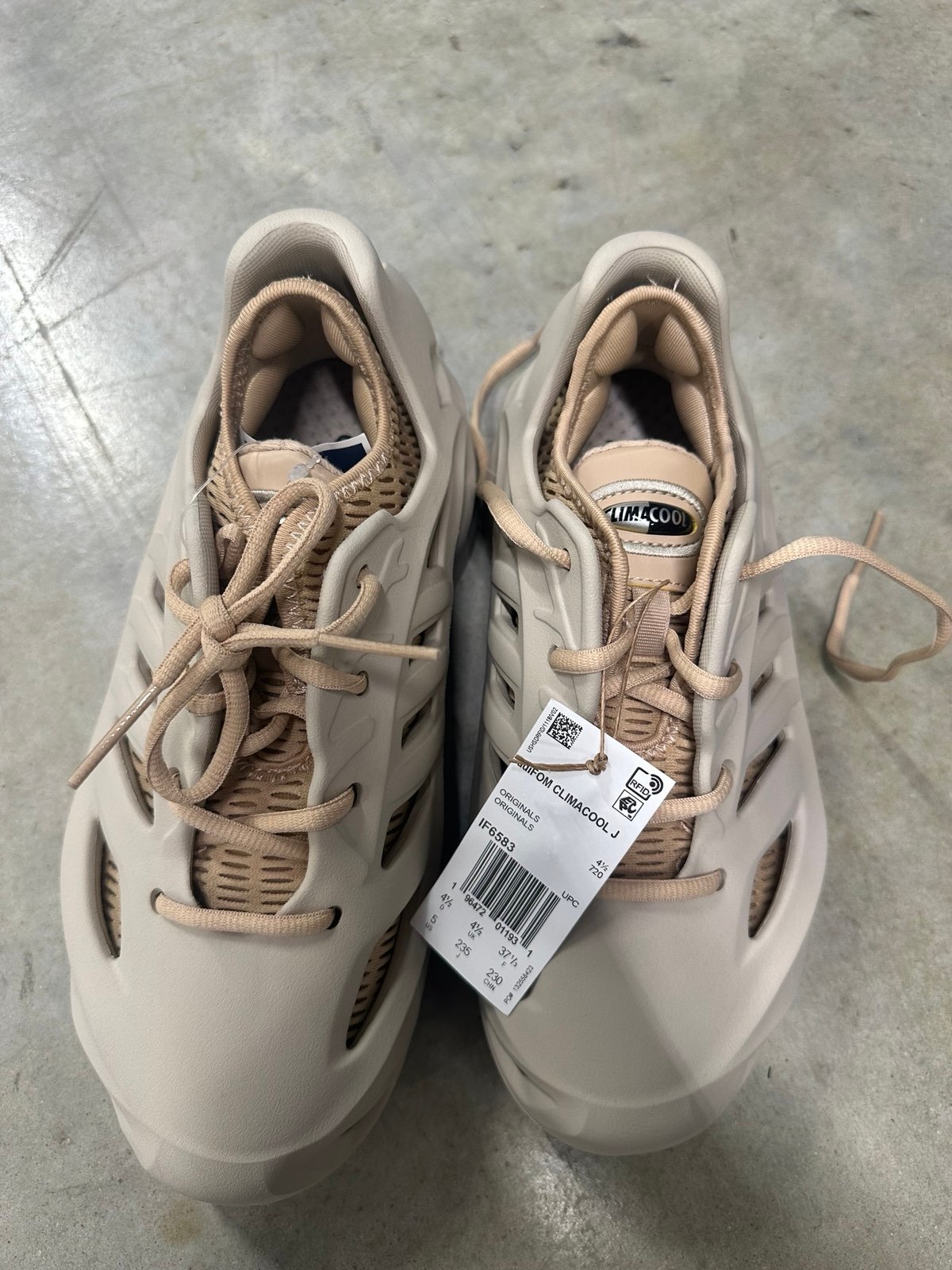 Adidas cream adifom climacool kids 4 1/2 new w tags