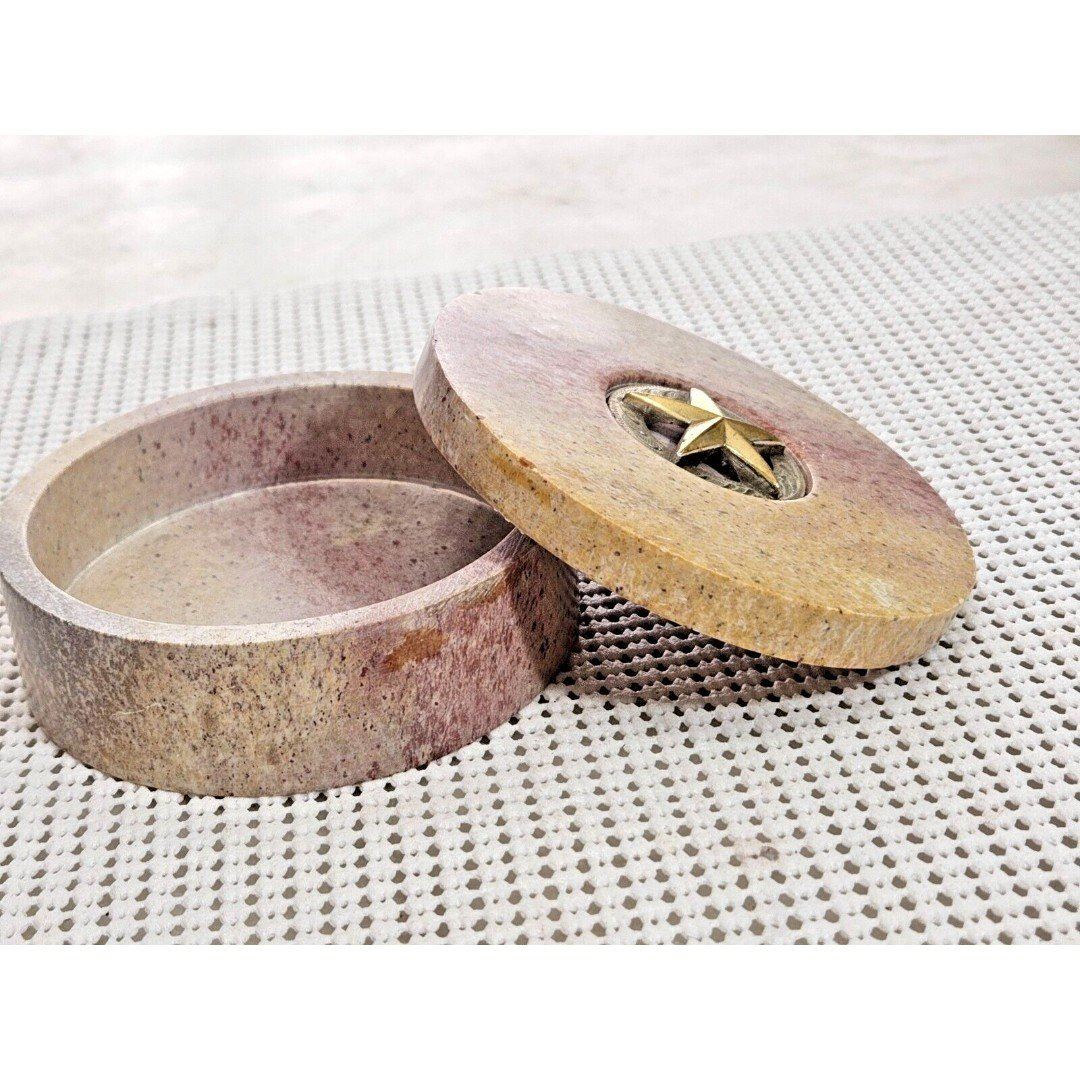 Vintage Star Storage Resin Box Container