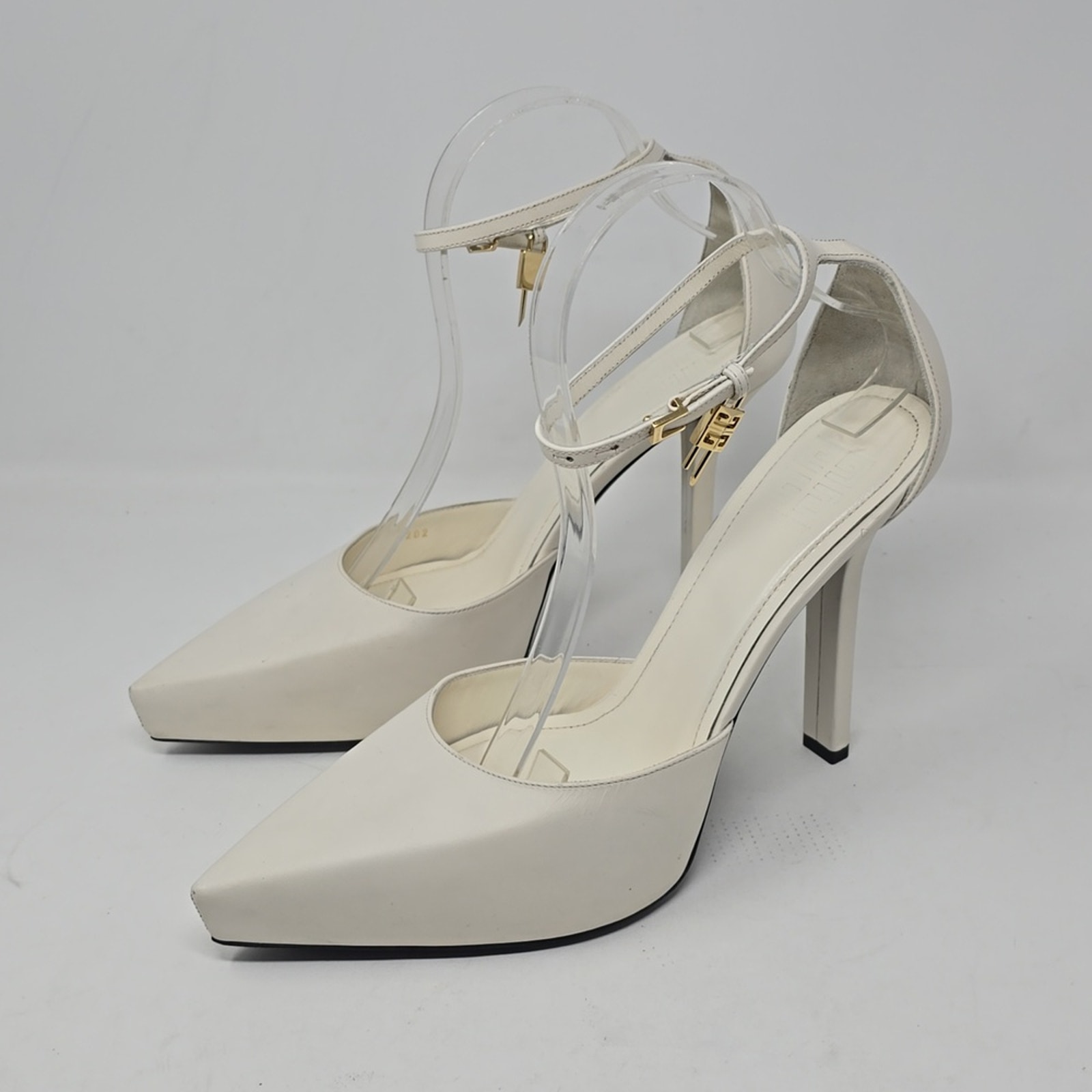 Givenchy G-lock Ivory Leather Platform Heels Ankle Strap Gold Hardware Size 40
