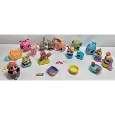 Littlest Pet Shop Lot of 35 Cozy Snackers Glitter Blind Bag Rabbit Horse Frog