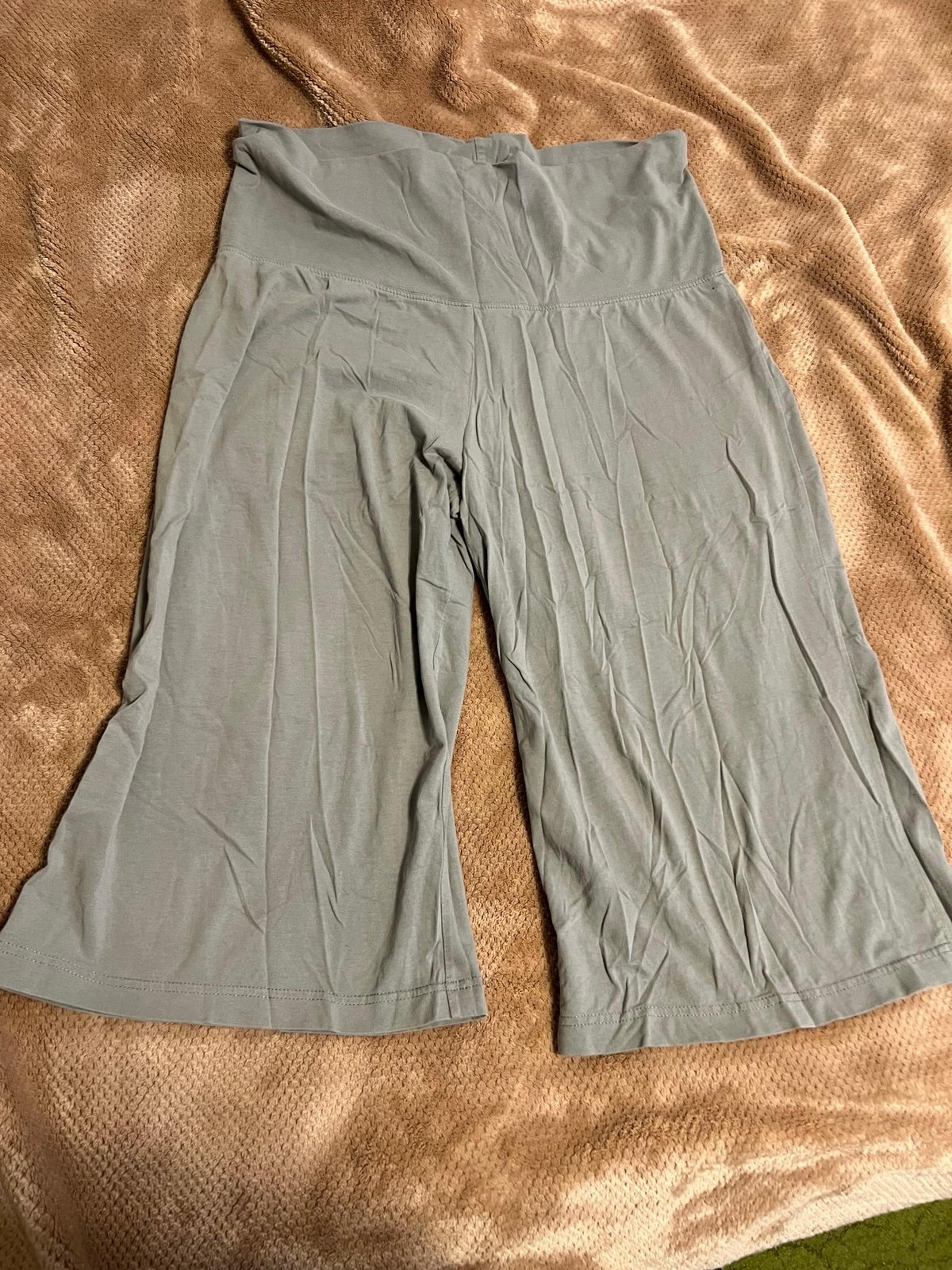 Large merona women’s wide leg casual Capri pants leggings 12