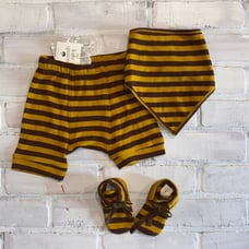 NWT kate Quinn panda shorts bib booties brown yellow striped bundle!!