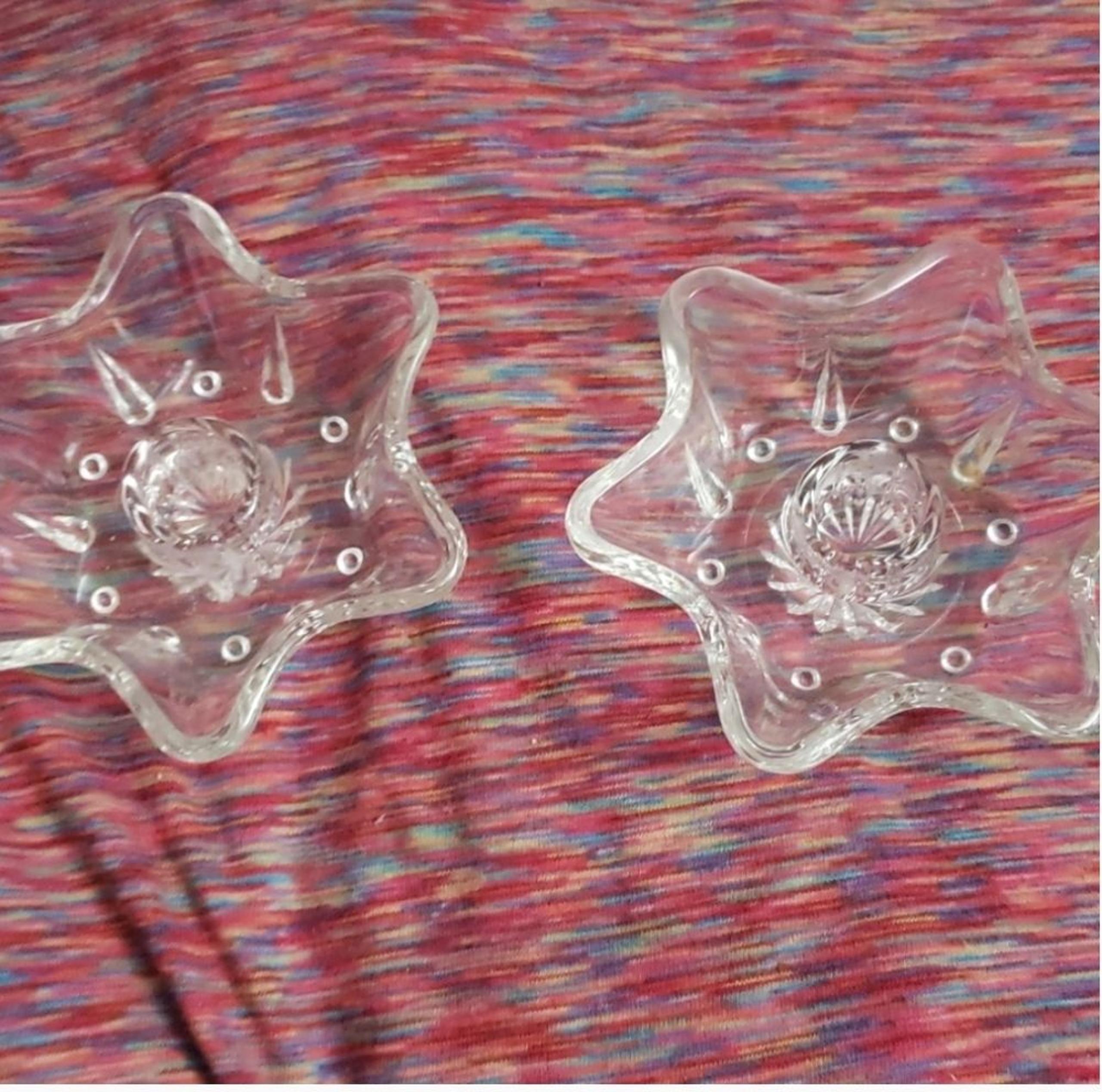 2 star shaped glass candle holders