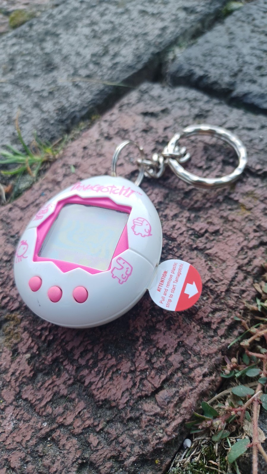 Vintage 90s unopened Tamagotchi Bandai 1997 giga pet keychain cyber toy battery