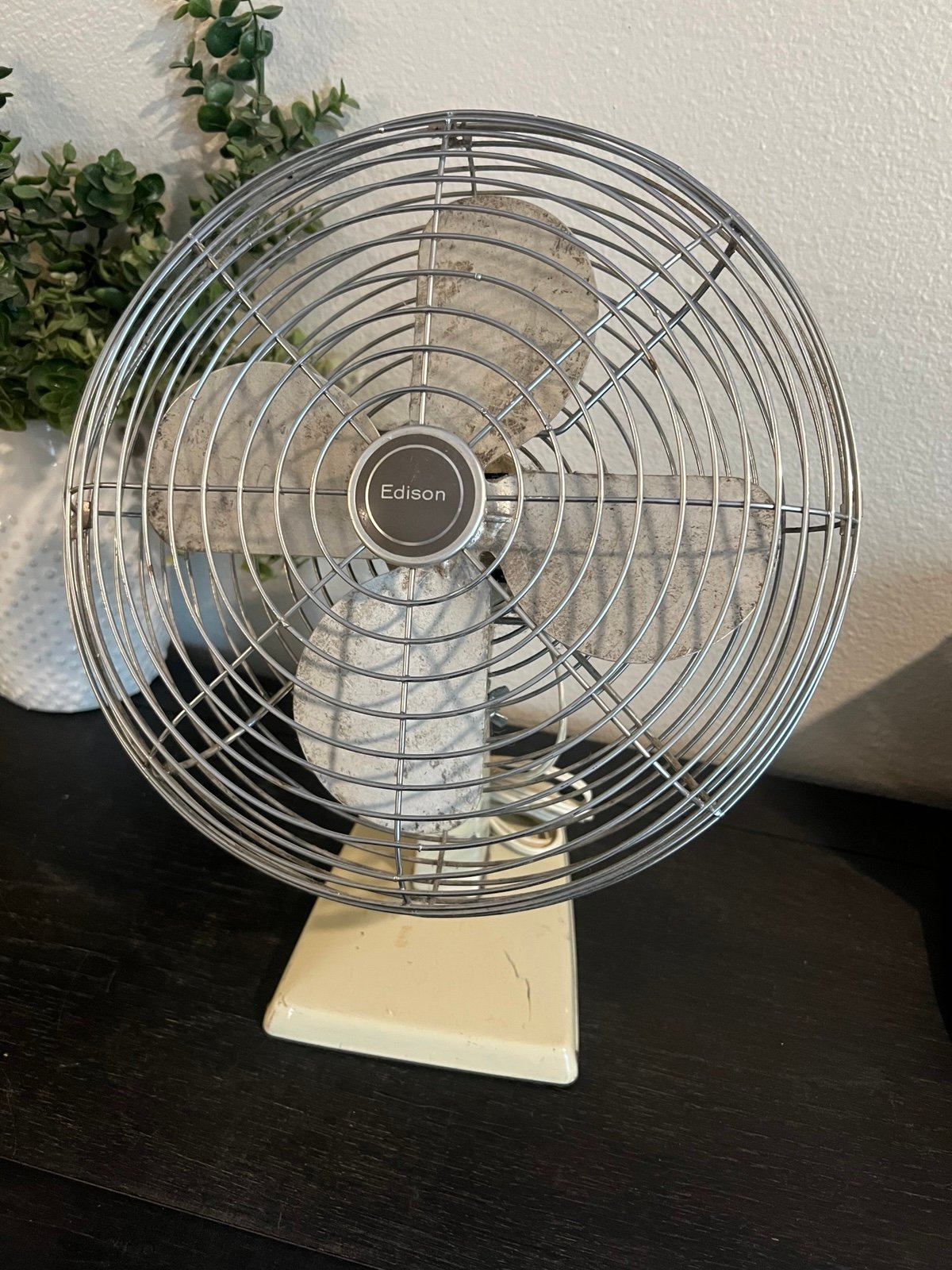 Rare Vintage McGraw-Edison 4 Metal Blades Desk Fan WORKS!