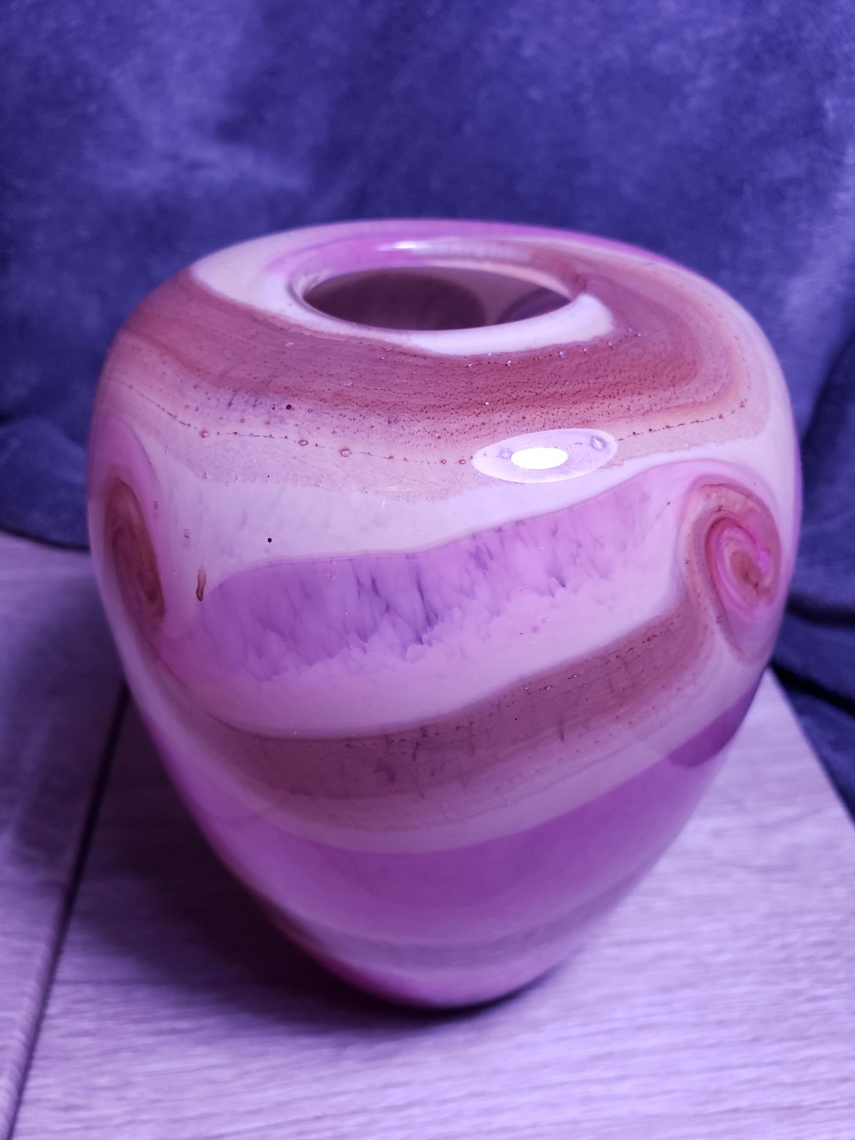 American Glass , Stylish Pink Gradient V