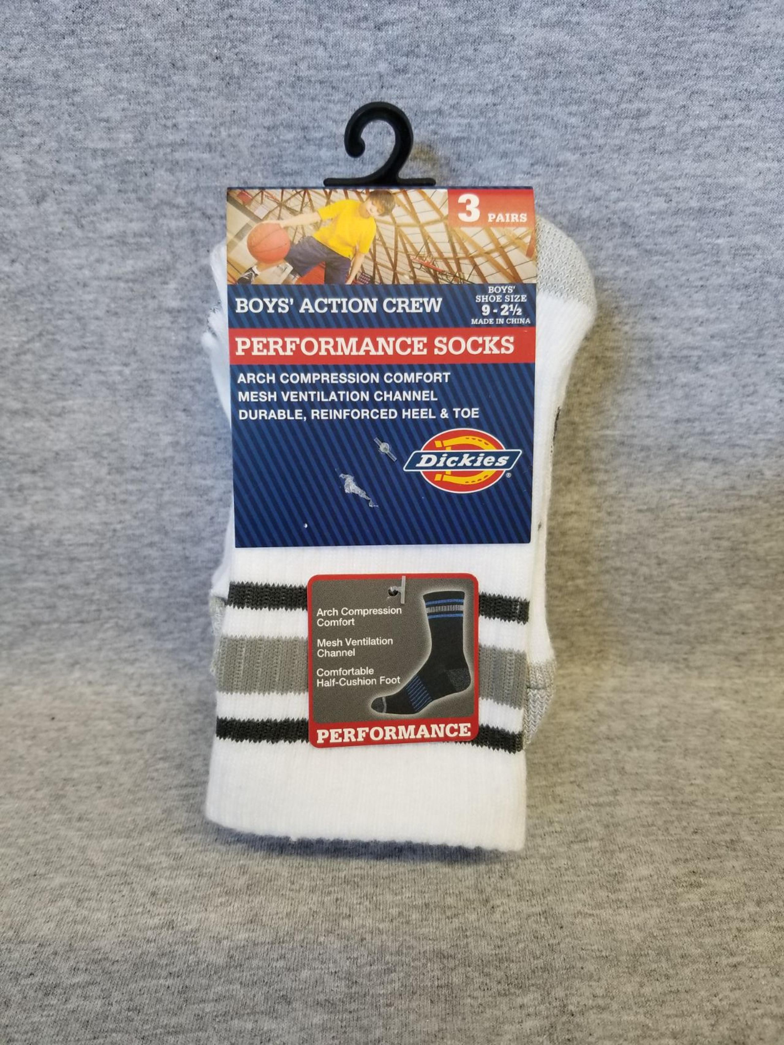 Youth Dickies performance socks 3 pack
