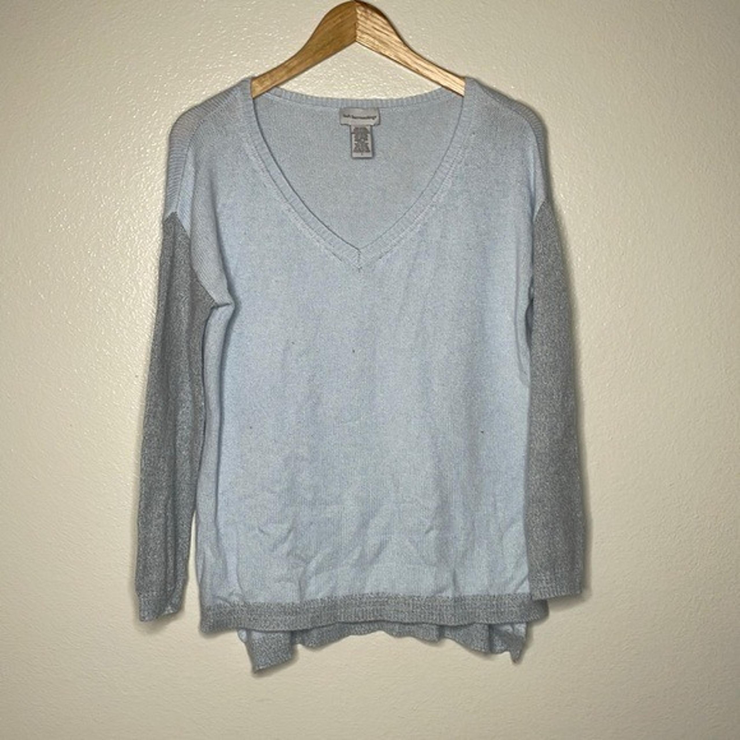 Soft Surroundings Color Block V-neck Sweater Size Small Light Blue/Gray